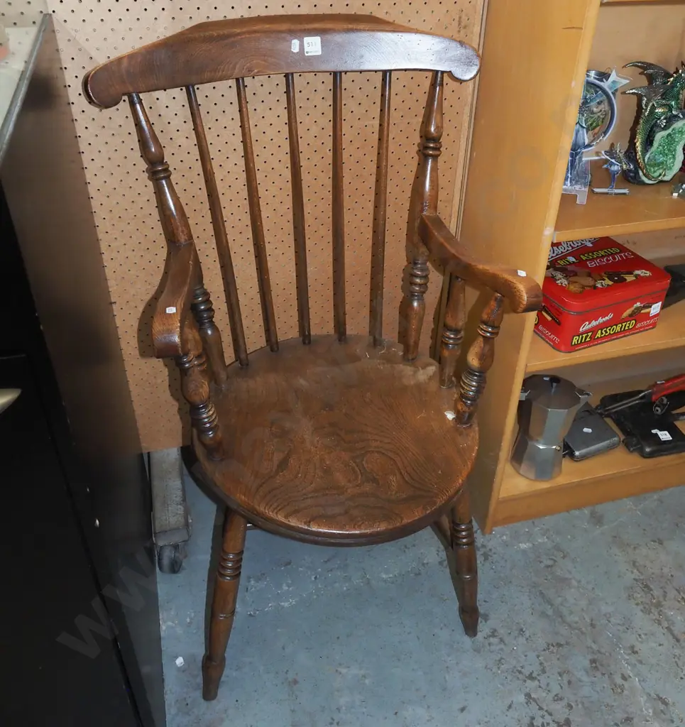 oak spindle back carver chair Image 1++