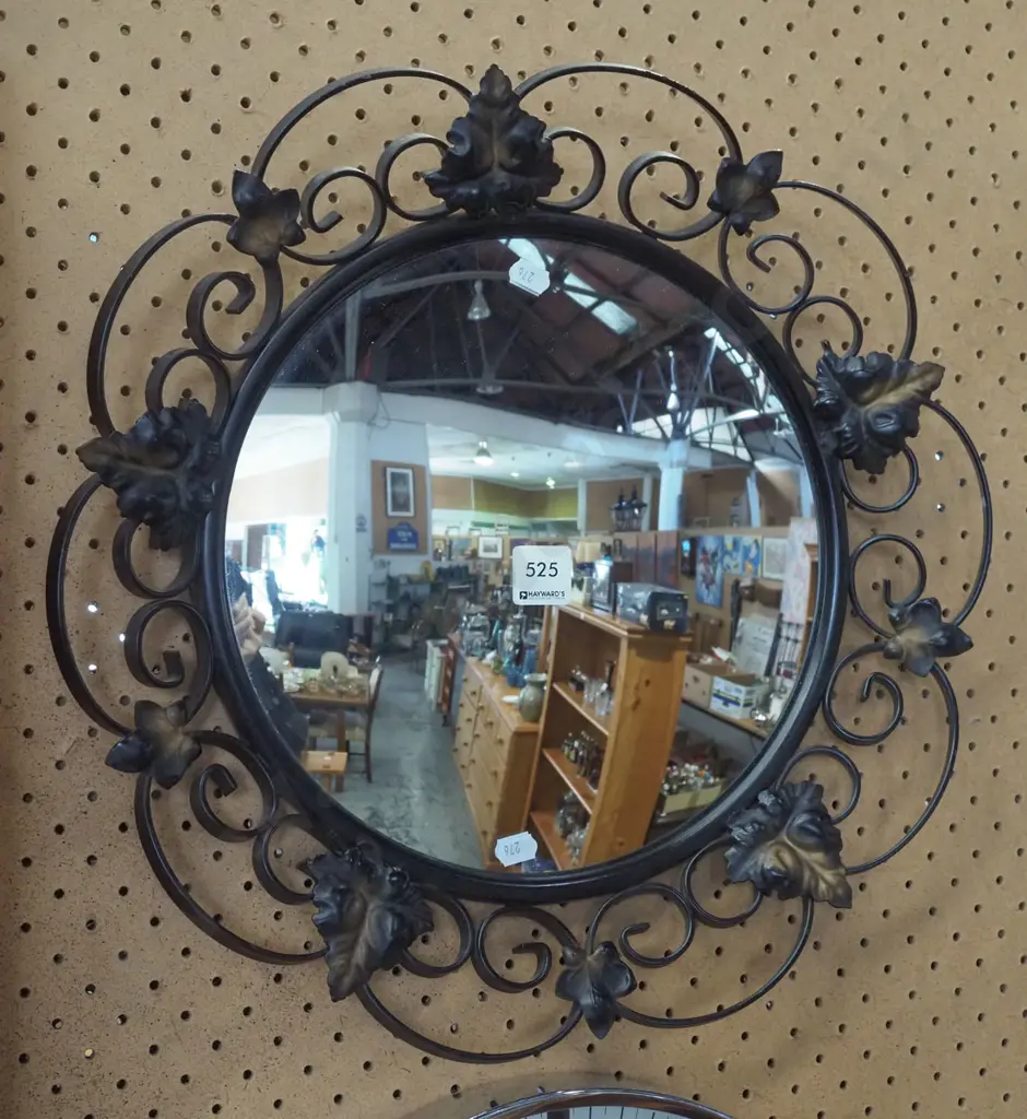 retro metal framed circular wall mirror D-430 Image 1++