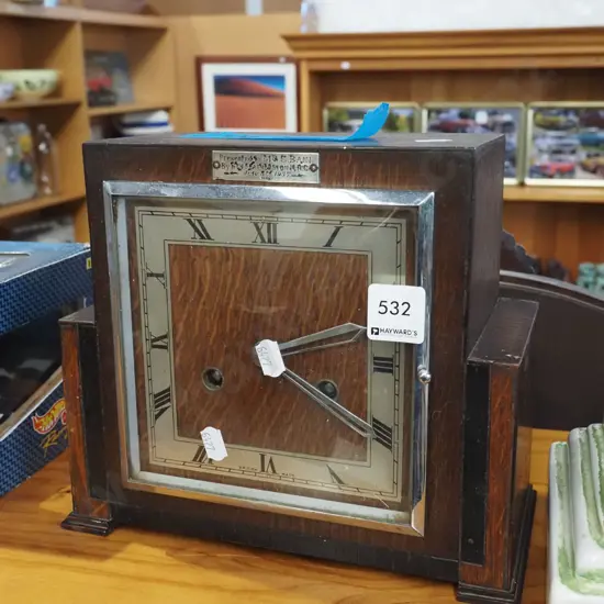 deco presentation wood cased mantle clock - no key