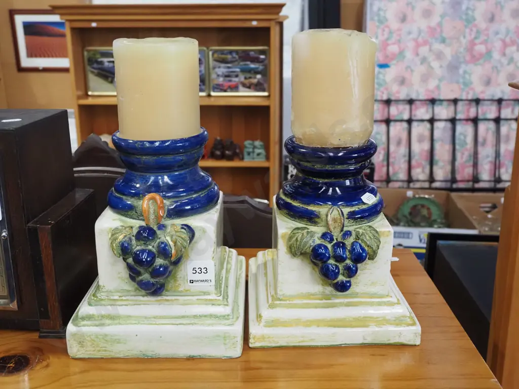 ceramic candlesticks and candles H290 Image 1++