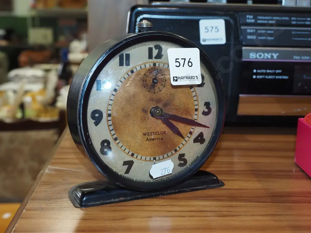 West Clox bedside clock Image 1++