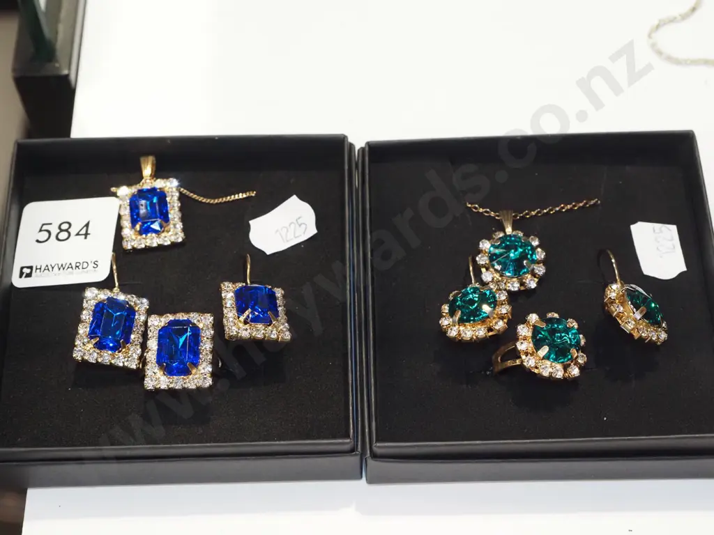 2x costume jewellery necklace, ring and earing sets Image 1++