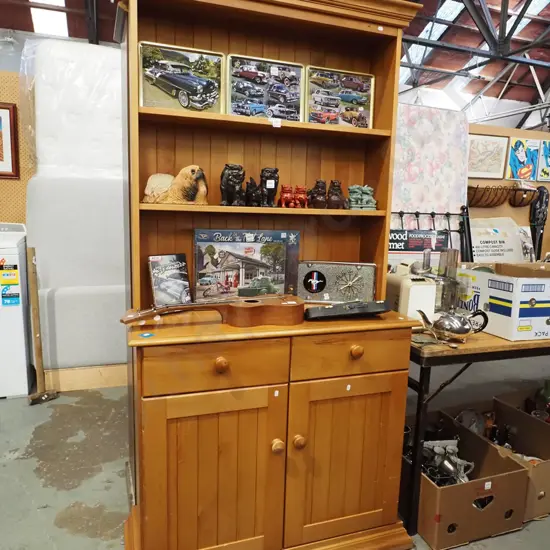 solid rimu 2 door 2 drawer welsh dresser H1825 W910 D375