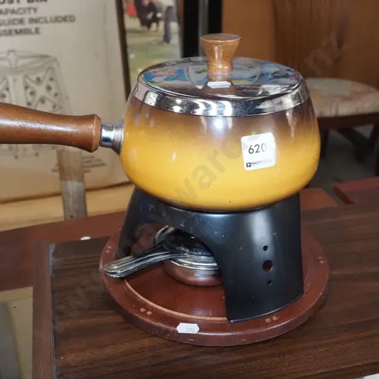 fondue set