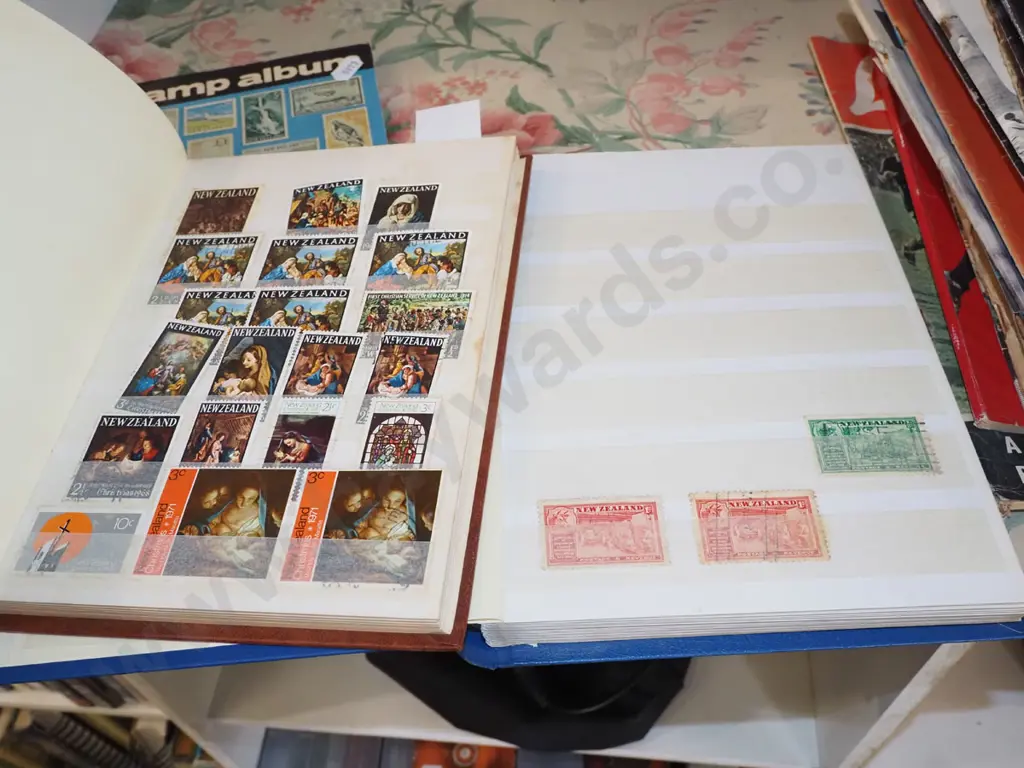3x stamp albums Image 1++