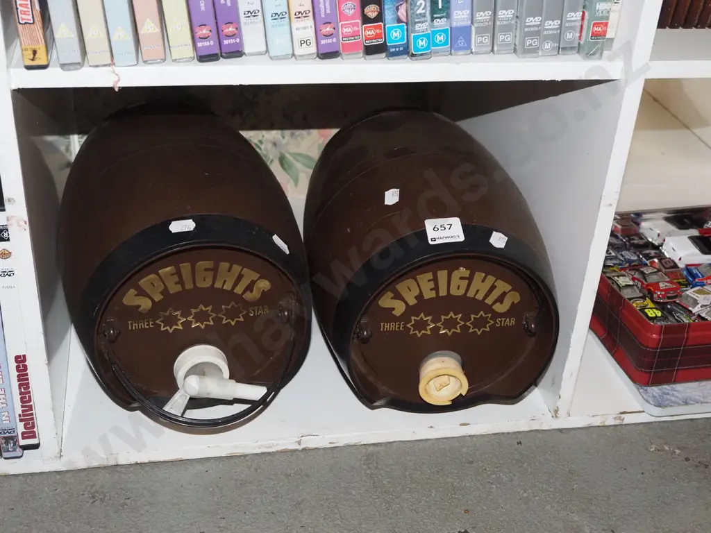 2x plastic Speights drink dispensers Image 1++