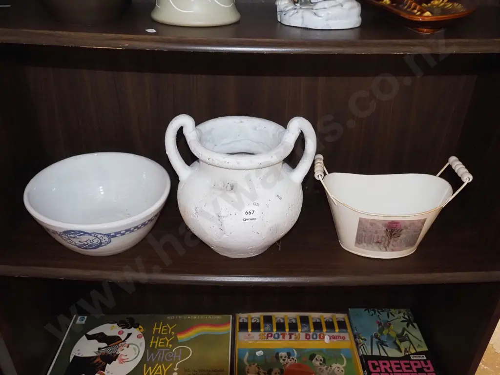 glazed mixing bowl, basket, vase H255 Image 1++