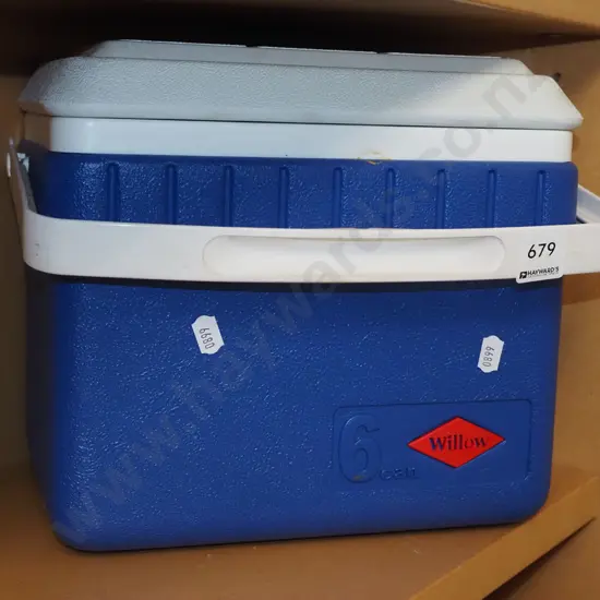 willow 6 can chilly bin