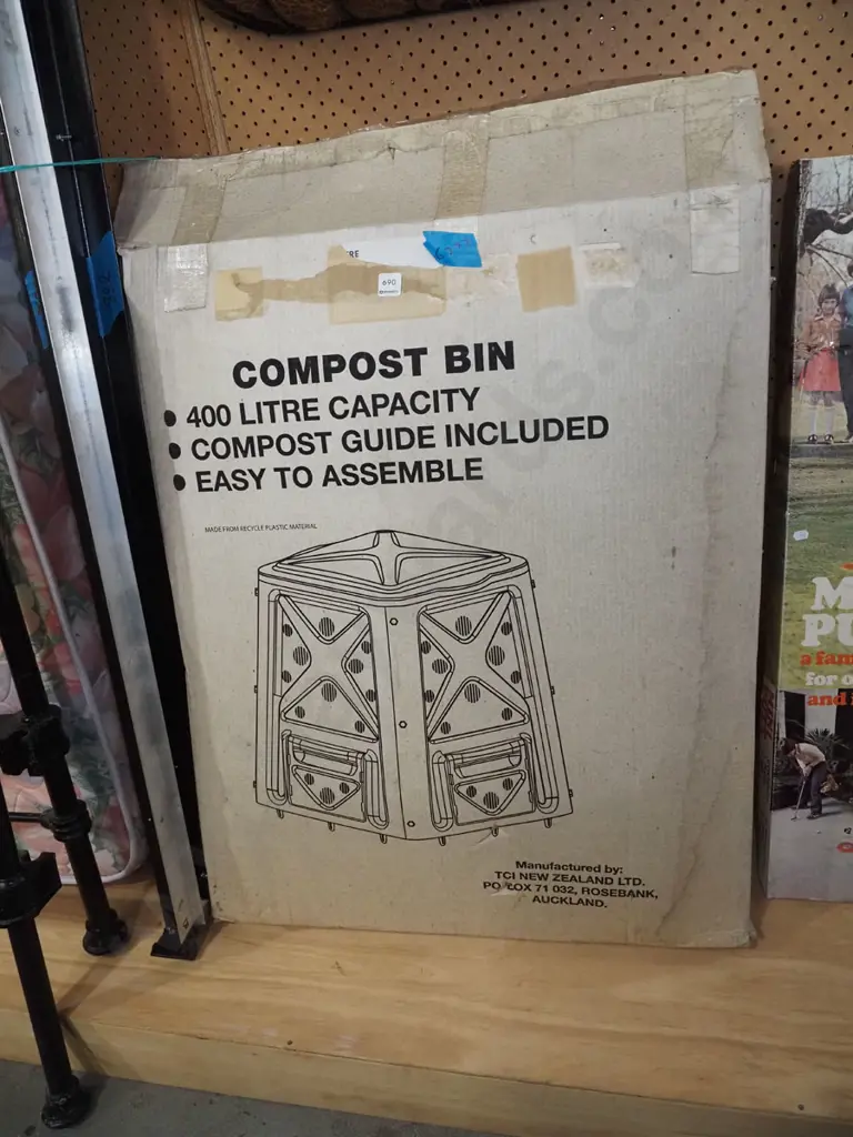 yet to be assembled plastic 400L compost bin Image 1++
