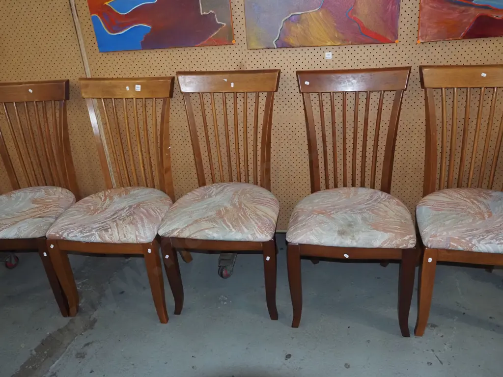 6x Indonesian hardwood spindle back dining chairs Image 1++