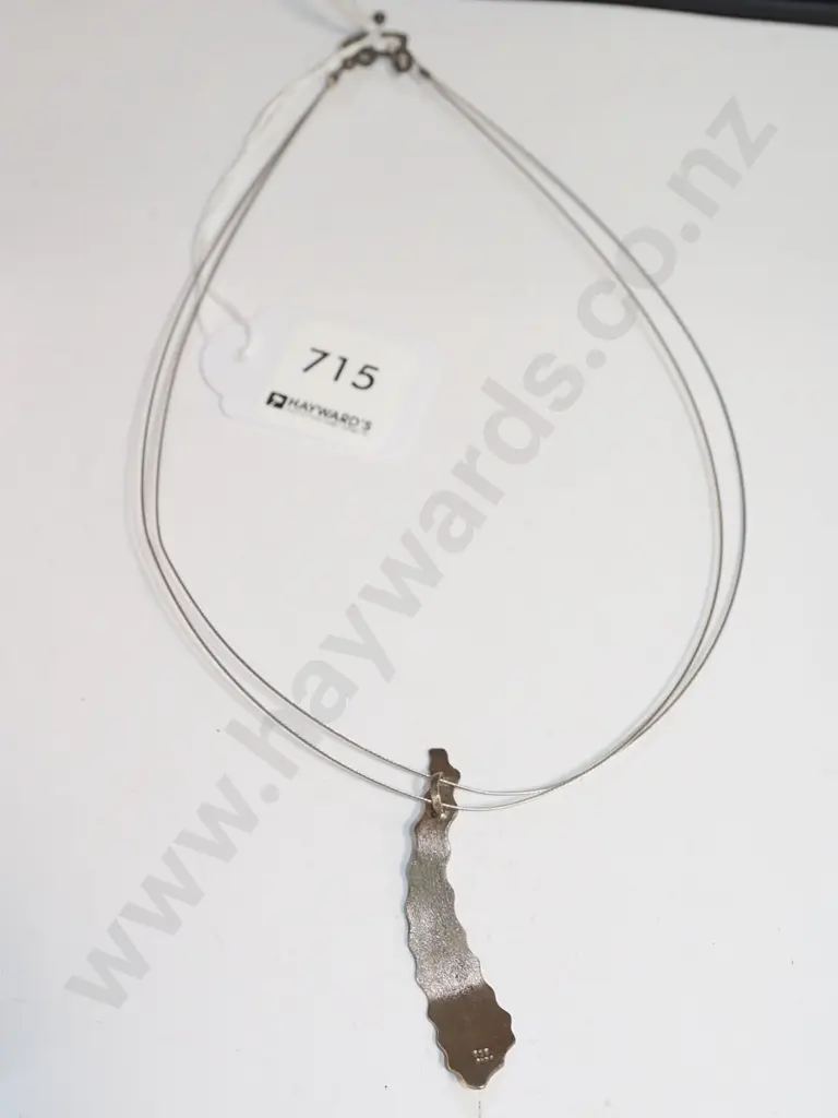 sterling silver leave choker necklace Image 1++