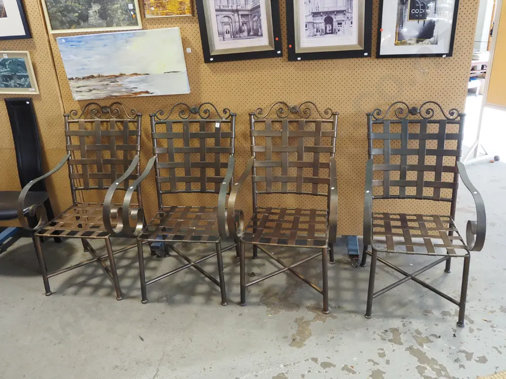 4x heavy wrought metal outdoor arm chairs Image 1++