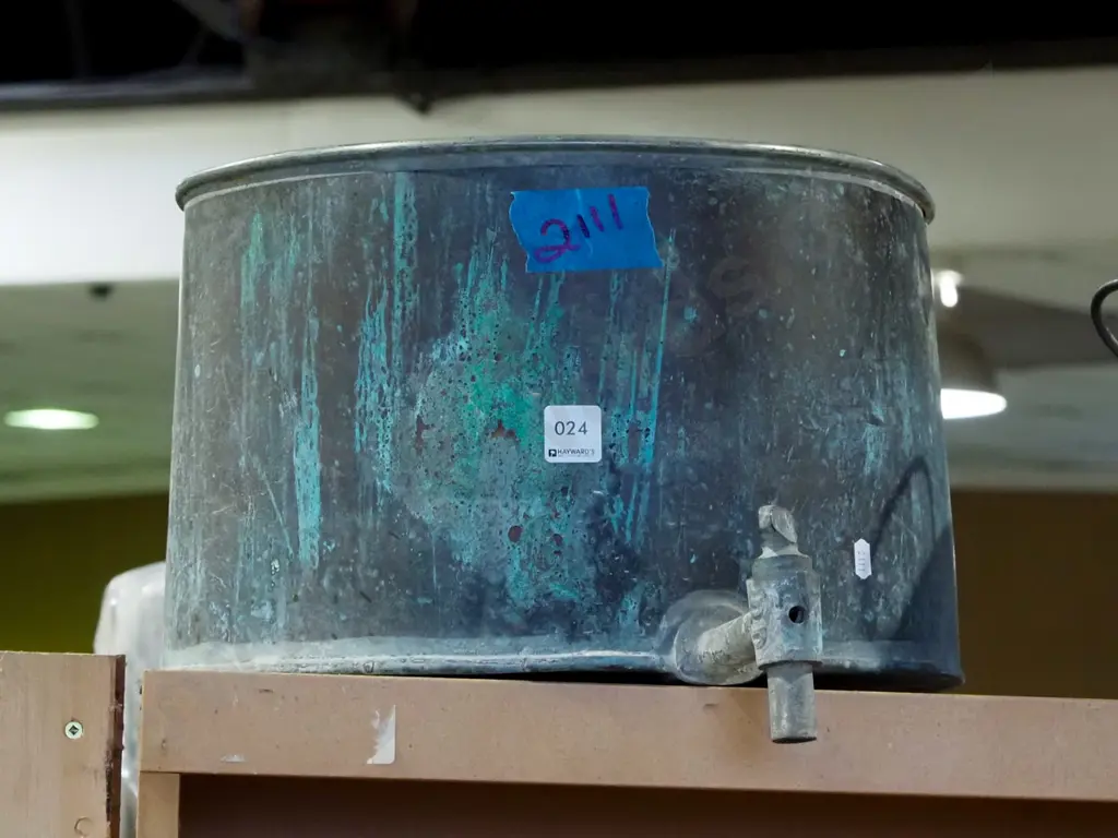 small copper barrel with tap H240 Image 1++