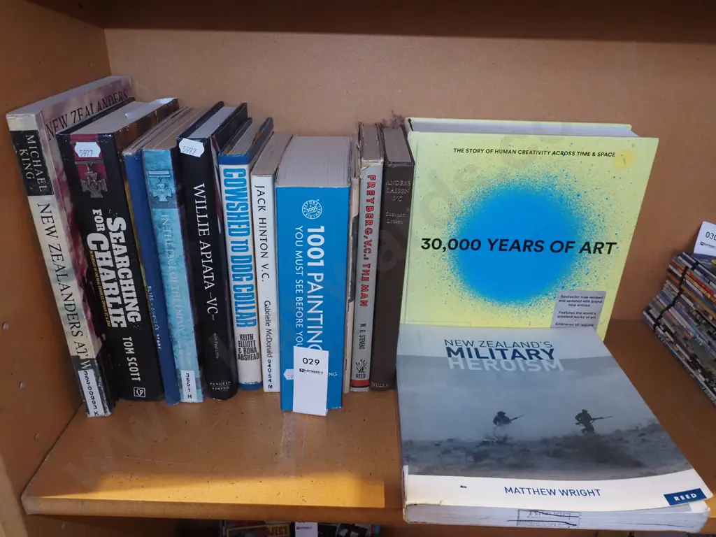 art and war books Image 1++
