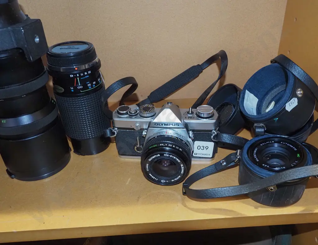 Olympus OM/1 35mm camera and additional lenses, carry bag etc Image 1++