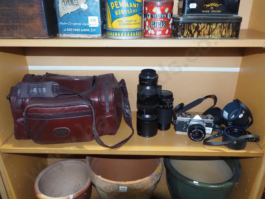 Olympus OM/1 35mm camera and additional lenses, carry bag etc Image 1++