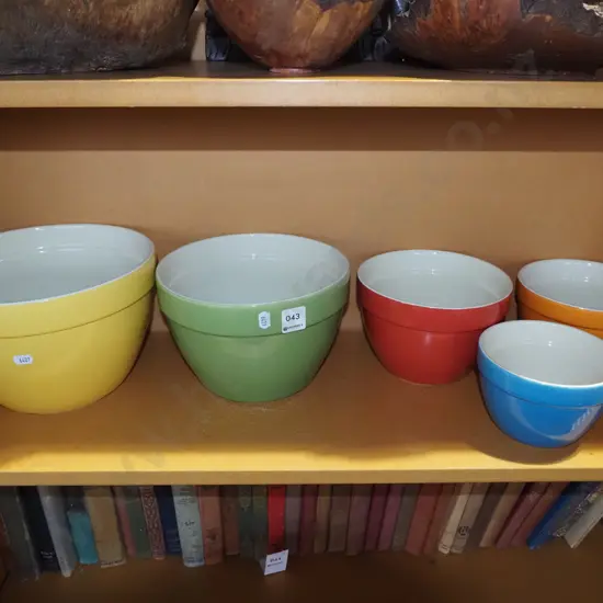 5x graduated mixing bowls Largest Diam245