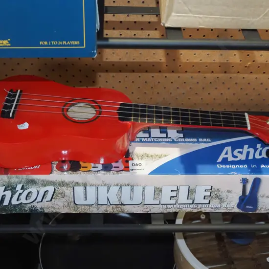 Ashton ukelele and box