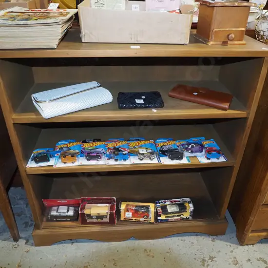 wooden bookcase H800 W810 D310