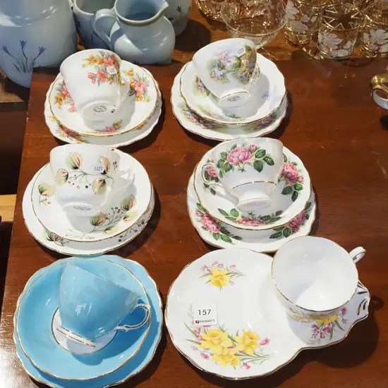 5x trios, Royal Standard Daffodil tennis set
