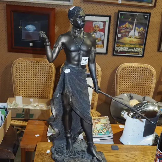 composite figurine - man with spear H535