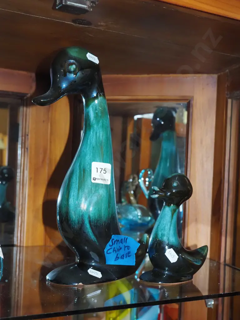 2x Blue Mountian ducks - tallest small chip to base H280 Image 1++