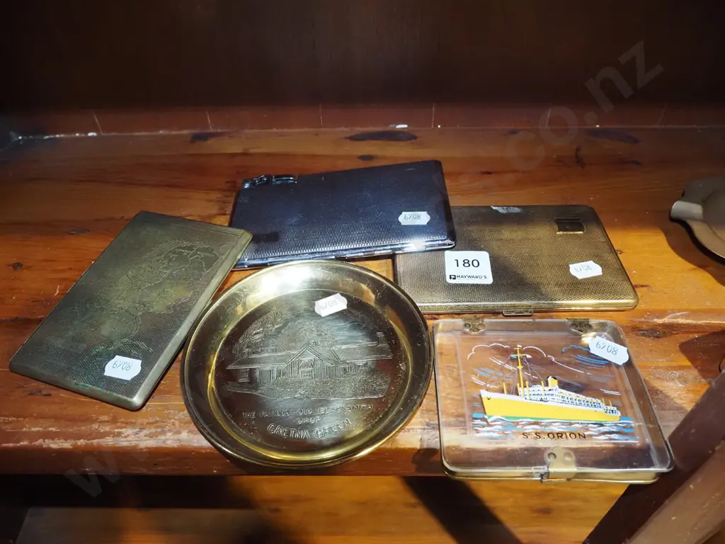 shelf; trinket boxes, ashtrays, cigarette tins etc Image 1++
