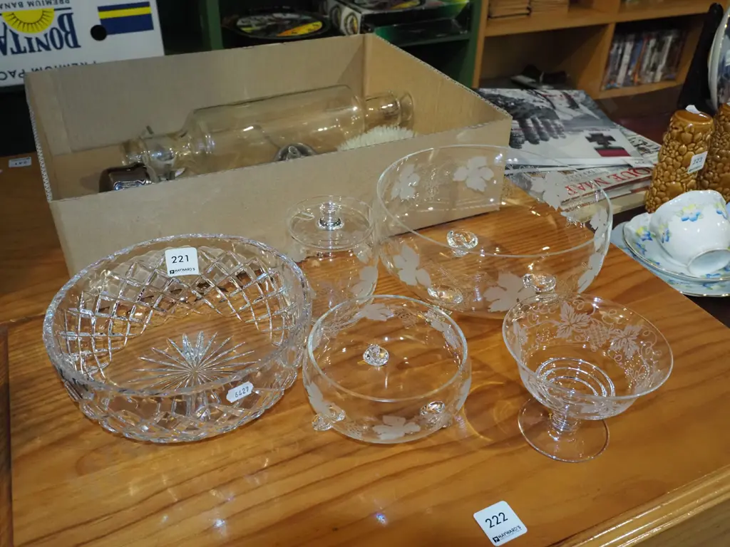 footed bowls, crystal bowl, comport etc Image 1++