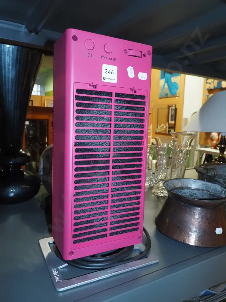small oscillating fan heater Image 1++