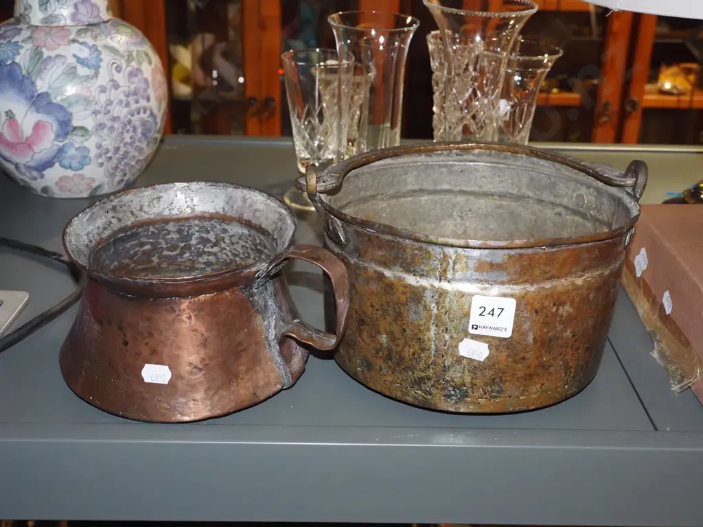 beaten arts and craft style bucket, large cup Bucket Diam205 Image 1++