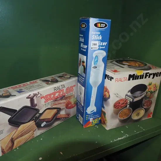 boxed as new old toastie pie machine, stick blender etc