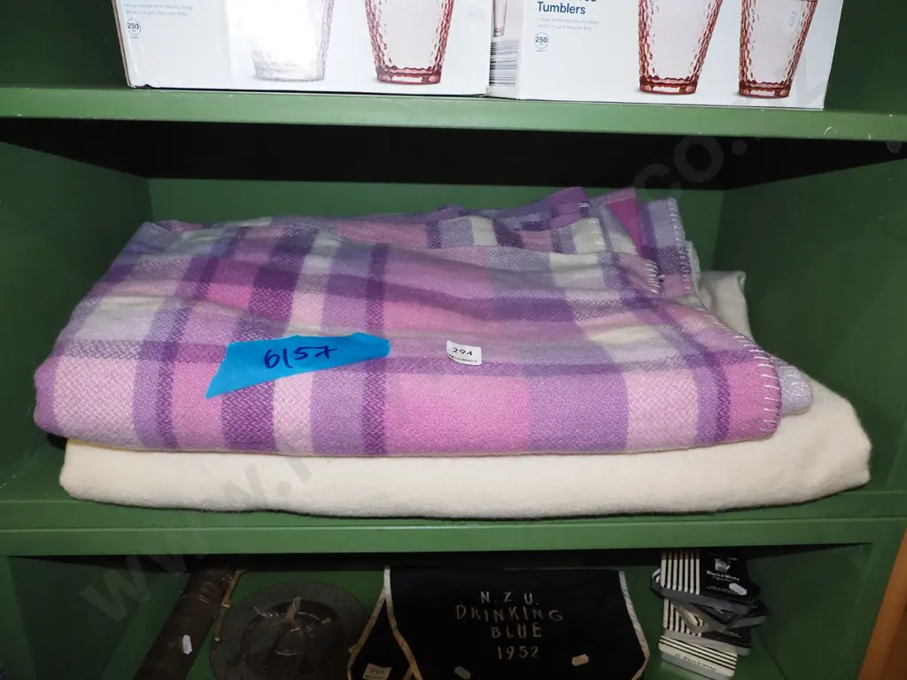 1x purple checked and 1x cream woollen blankets Image 1++