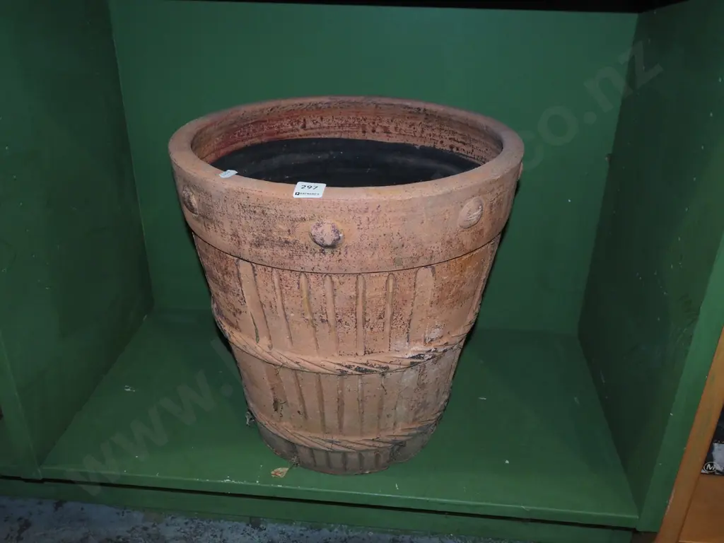 terracotta garden planter H390 Image 1++