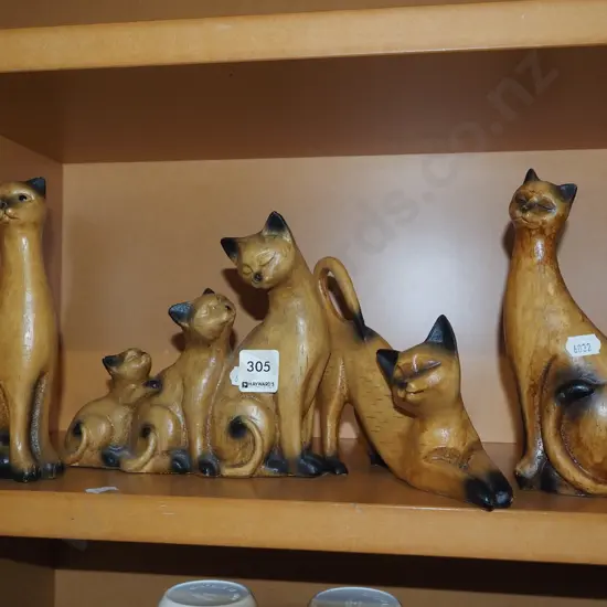 wooden cat figurines 