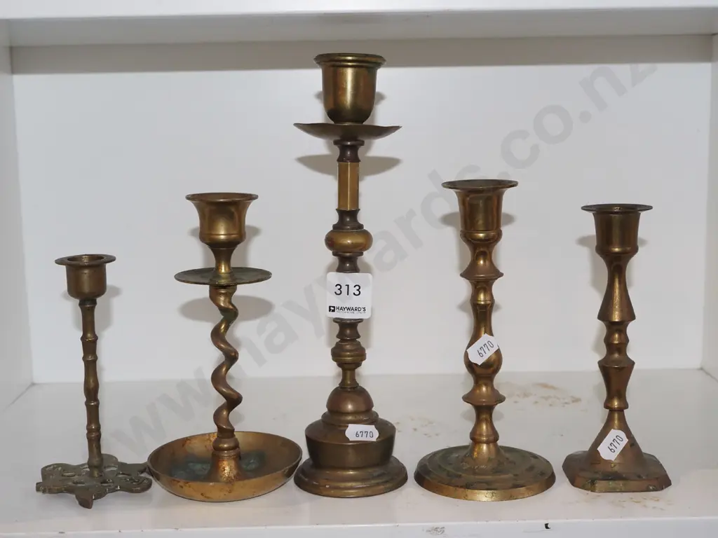 5x brass candlesticks H230 Image 1++