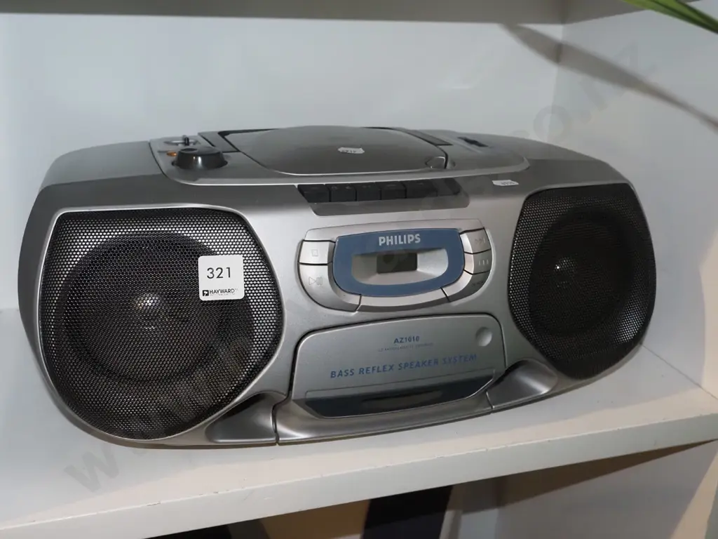 Phillips radio cassette CD player Image 1++