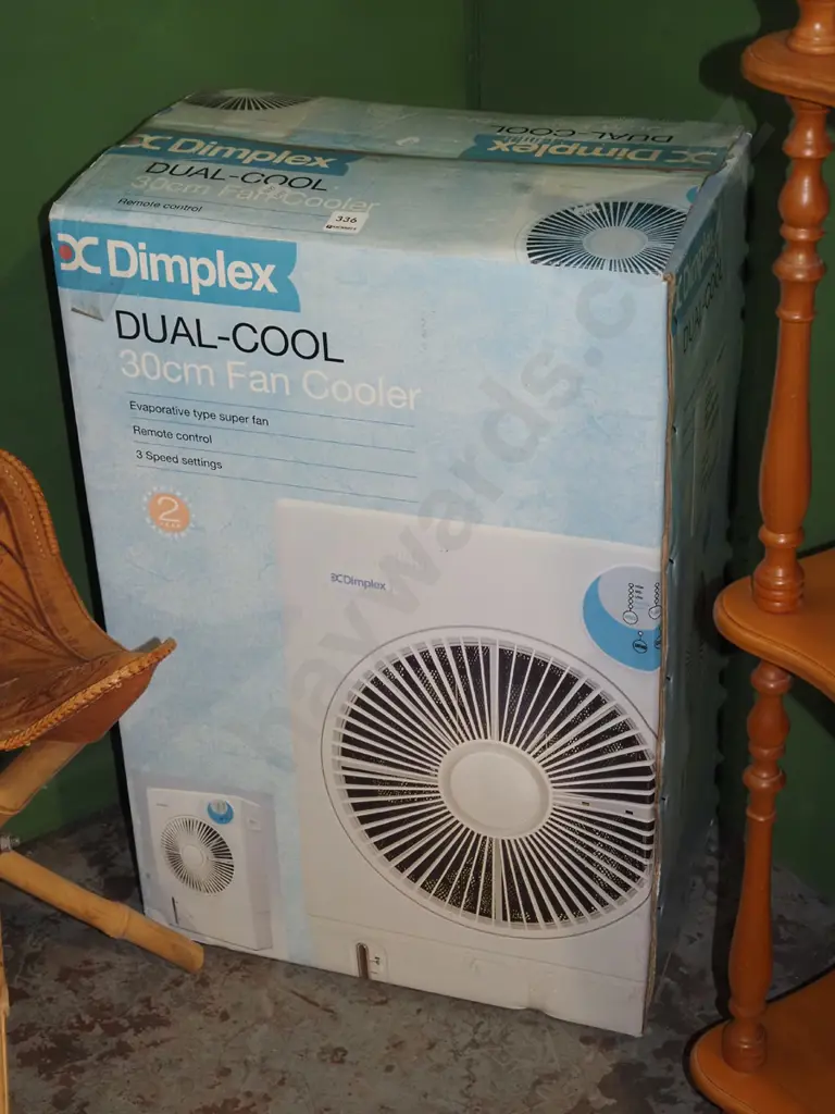 boxed Dimplex 30cm fan/cooler Image 1++