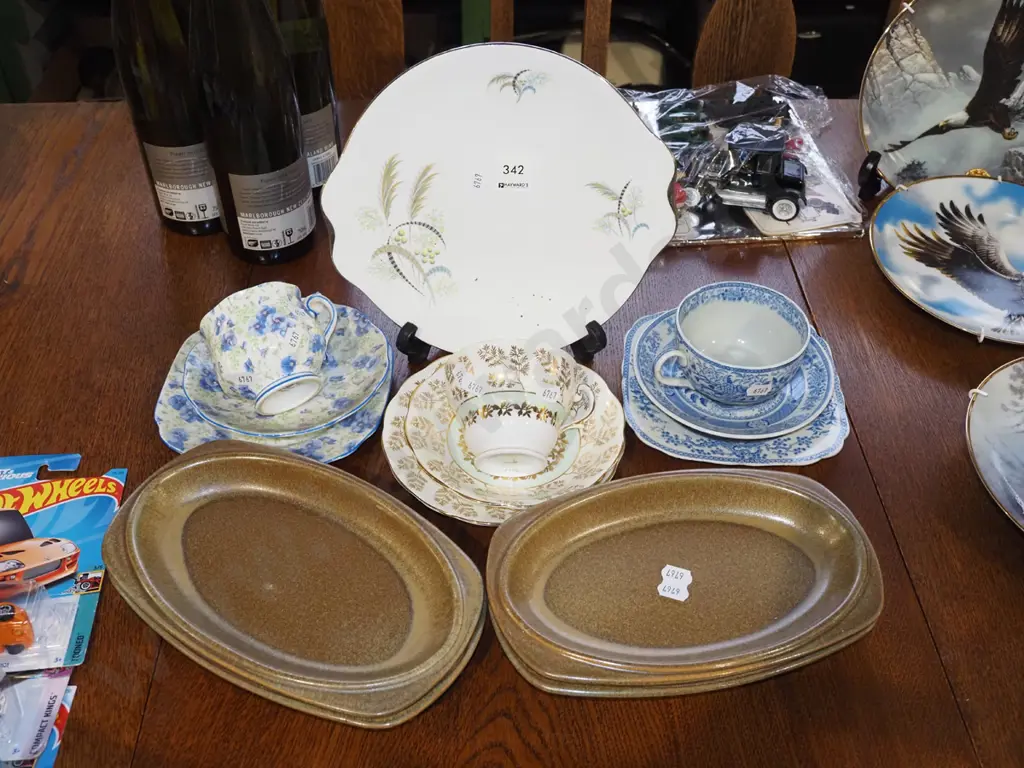 trios, Royal Albert Festival plate, Temuka small steak plates Image 1++
