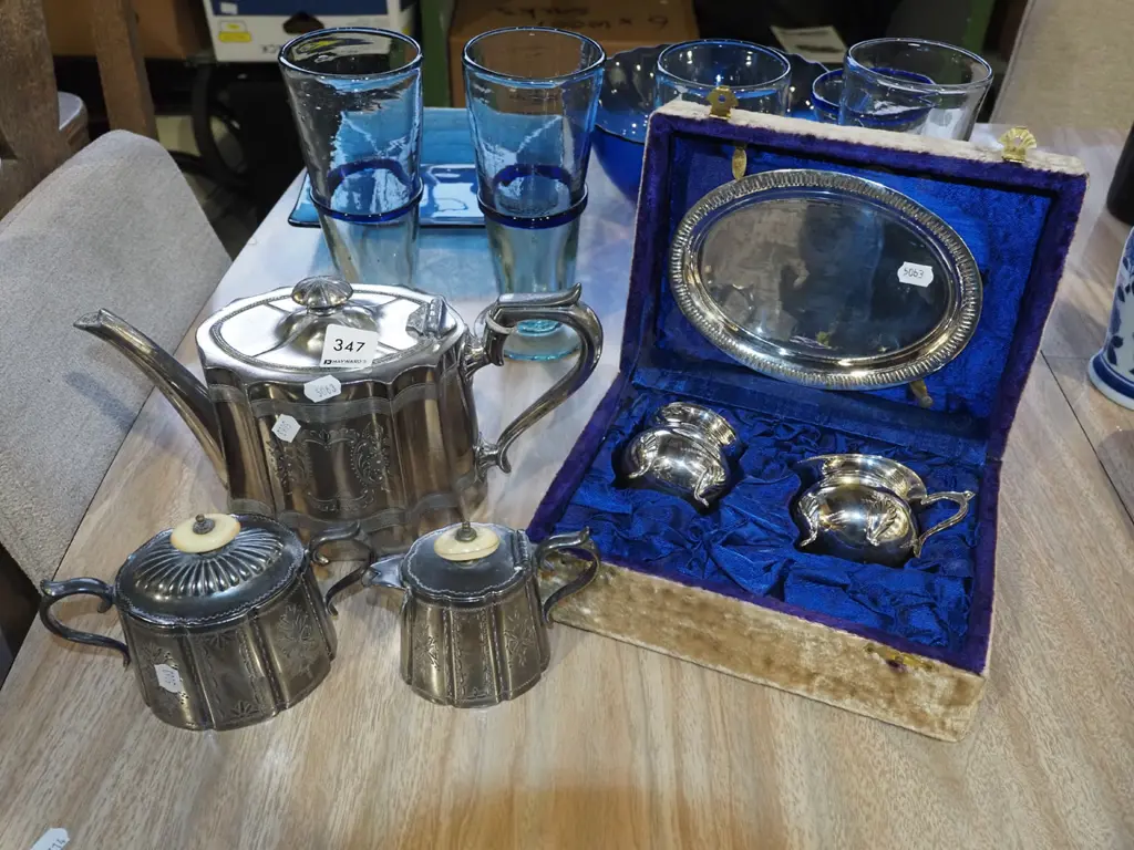 plated creamer, sugar and plate in prensentation box etc Image 1++