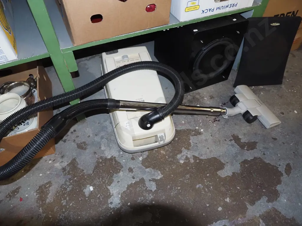 Bosch vacuum cleaner Image 1++