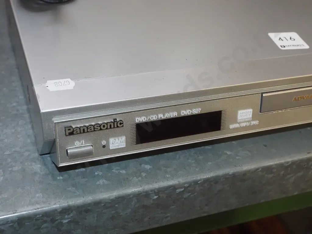 Panasonic DVD player - no remote Image 1++