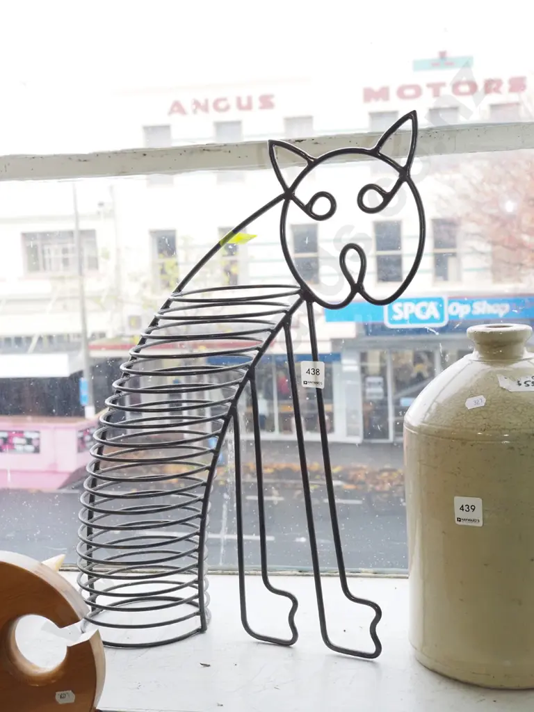metal cat themed CD tower H500 Image 1++