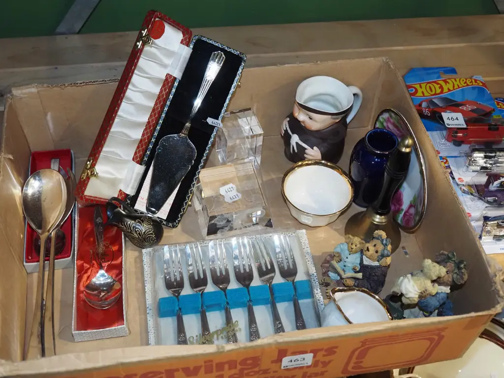 box; Humel monk jug, cased cutlery, brass bell etc Image 1++