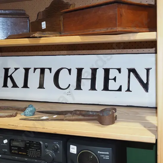 enamel handled kitchen tray L910
