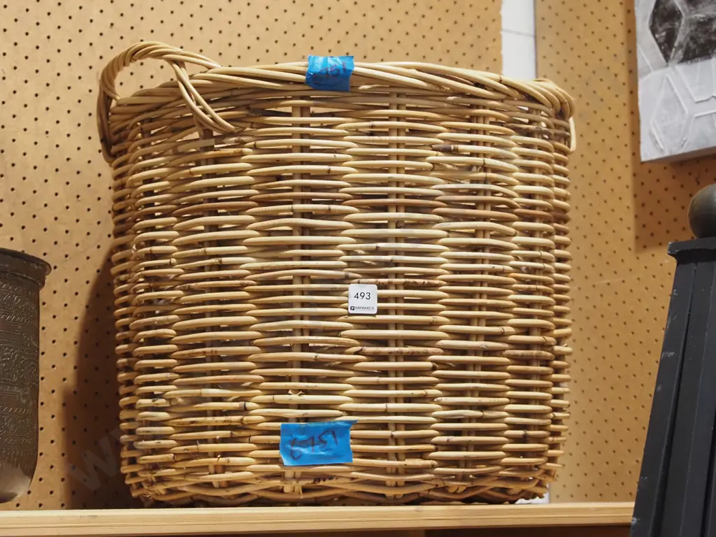 cane wood basket H380 Image 1++