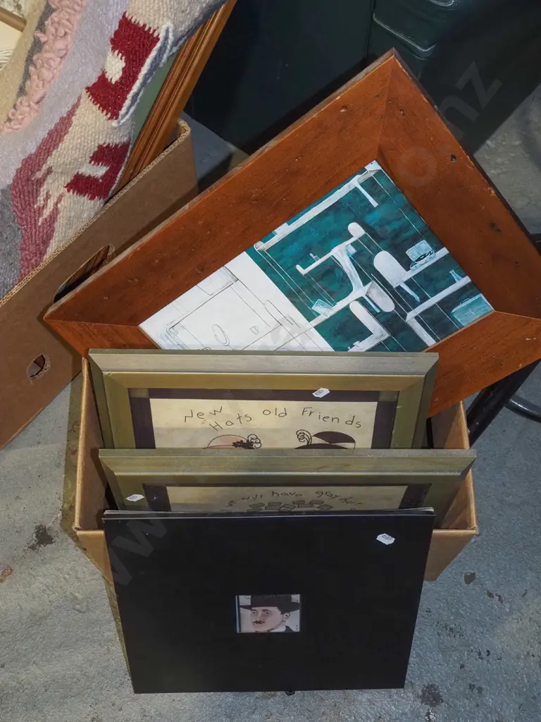 box; various prints Image 1++