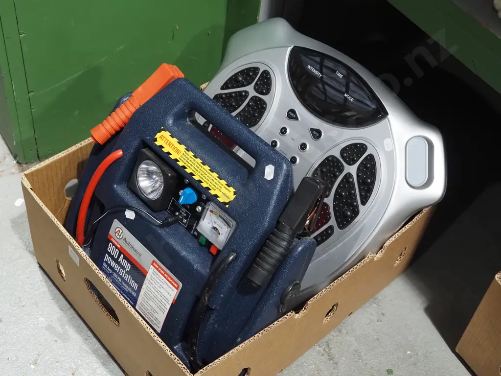 box; 900amp power station, foot massager Image 1++