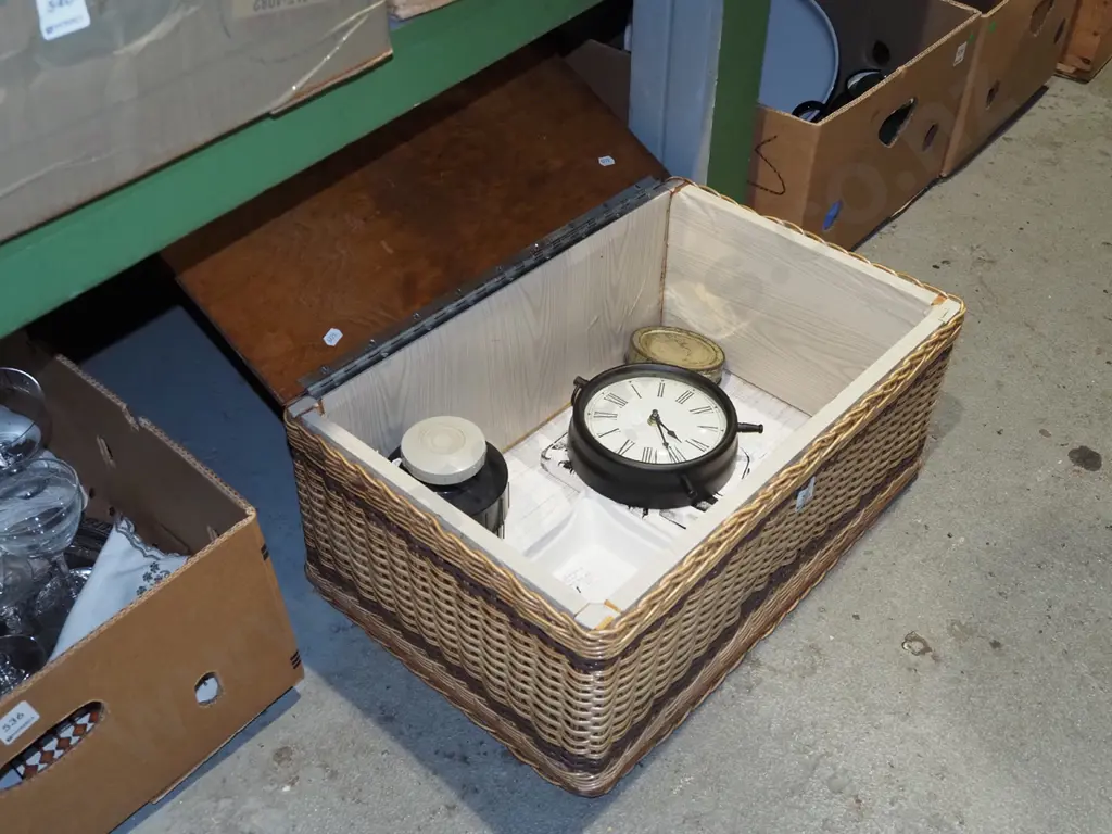 picnic hamper and contents; books, mantle clock etc Image 1++