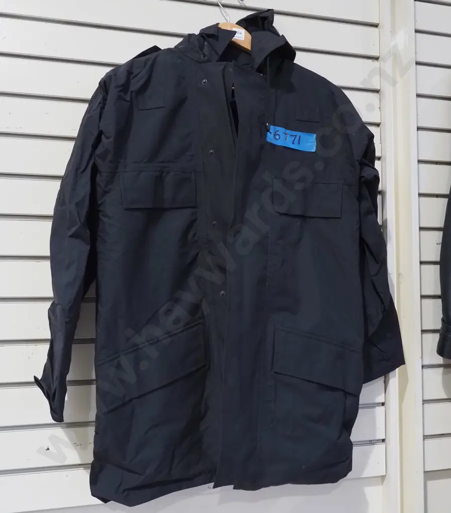 JS size small jacket with removable liner Image 1++