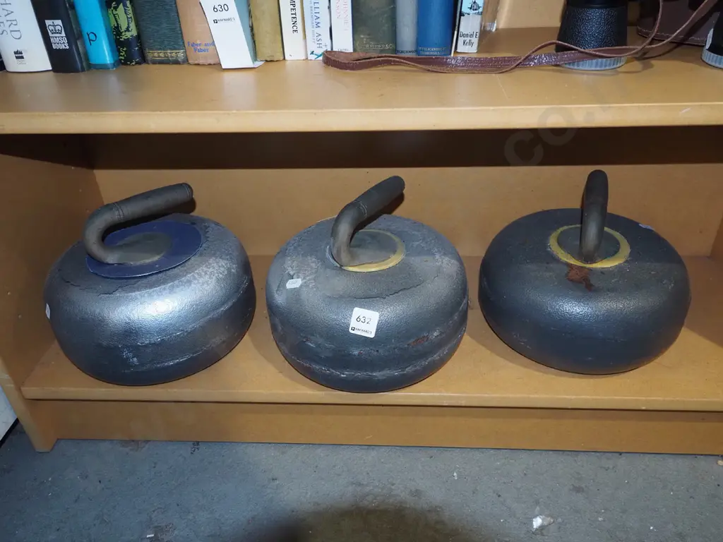 3x curling stones Image 1++